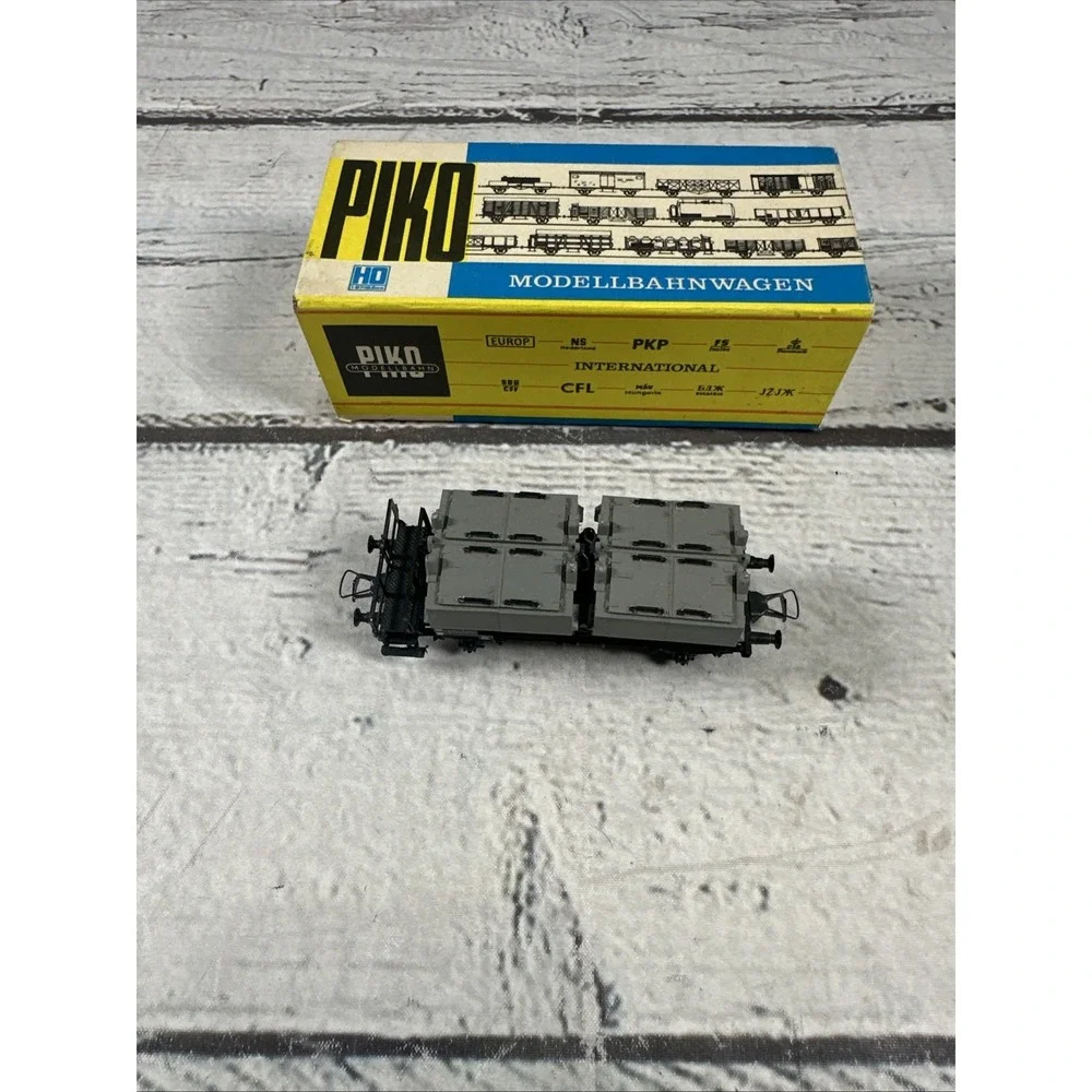 Vintage PIKO HO Scale Train Lot Freight Cars + Entladeanlagen Kit GDR DDR Boxed
